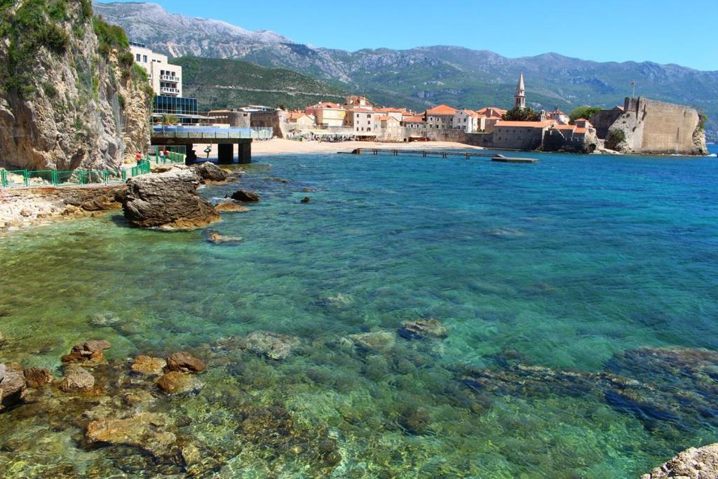 Comfort Inn Old Town Budva Luaran gambar